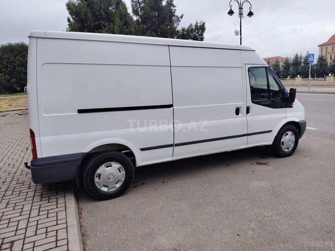 Ford Transit 2008, 176,000 km - 2.4 л - Quba