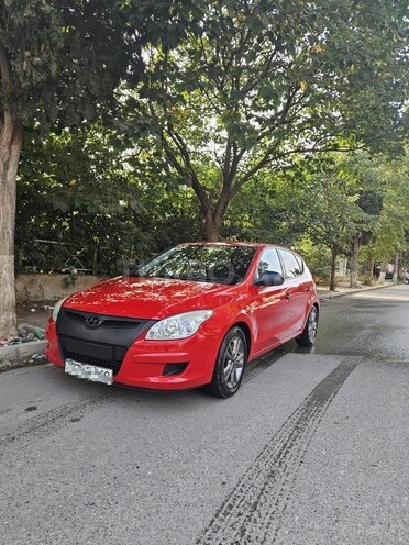 Hyundai i30 2007, 300,000 km - 1.4 l - Ağcabədi