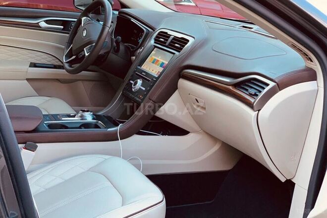 Ford Fusion (North America) 2017, 194,000 km - 2.0 л - Bakı