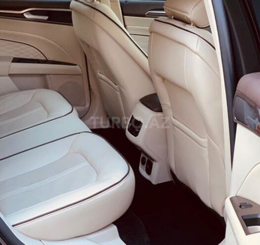 Ford Fusion (North America) 2017, 194,000 km - 2.0 л - Bakı
