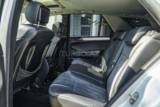Mercedes ML 350 4MATIC 2006, 330,000 km - 3.5 l - Bakı