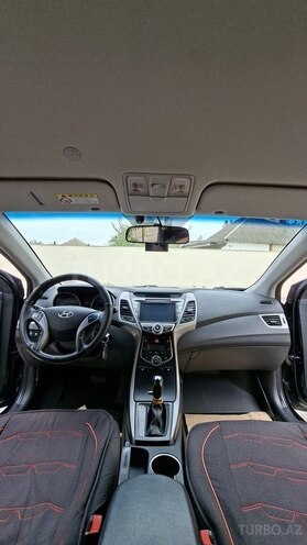 Hyundai Avante 2015, 228,133 km - 1.6 l - Ucar