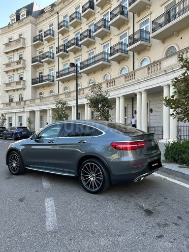 Mercedes GLC 250 4MATIC Coupe 2017, 122,000 km - 2.0 l - Bakı