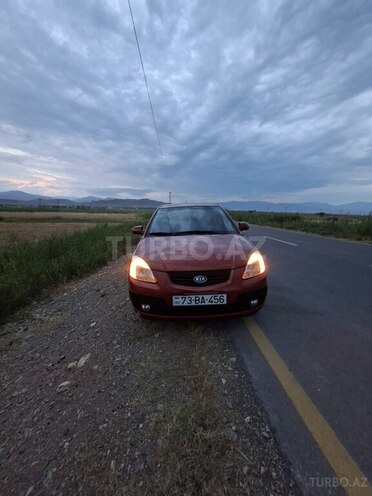 Kia Rio 2005, 276,000 km - 1.5 l - Naxçıvan