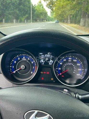 Hyundai Elantra 2013, 201,759 km - 1.8 l - Mingəçevir