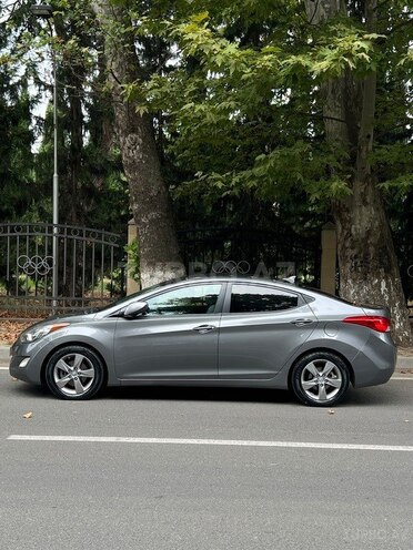 Hyundai Elantra 2013, 201,759 km - 1.8 l - Mingəçevir