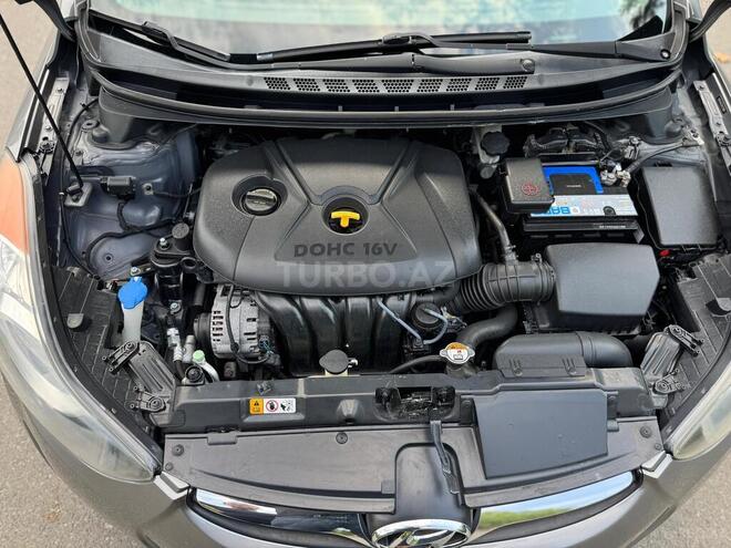 Hyundai Elantra 2013, 201,759 km - 1.8 l - Mingəçevir