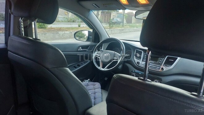 Hyundai Tucson 2017, 140,000 km - 1.7 л - Bakı
