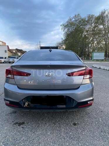 Hyundai Elantra 2019, 95,000 km - 2.0 л - Şəmkir
