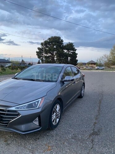Hyundai Elantra 2019, 95,000 km - 2.0 л - Şəmkir