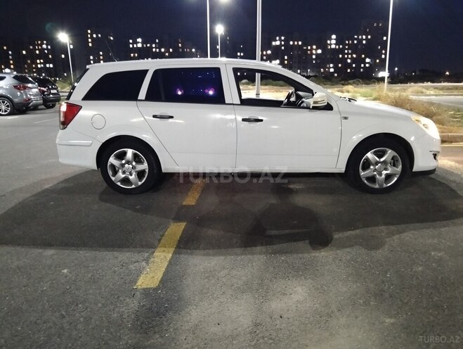 Opel Astra 2010, 352,530 km - 1.3 l - Bakı