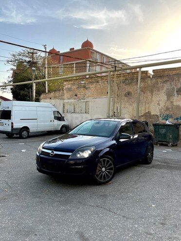Opel Astra 2006, 326,000 km - 1.4 l - Bakı