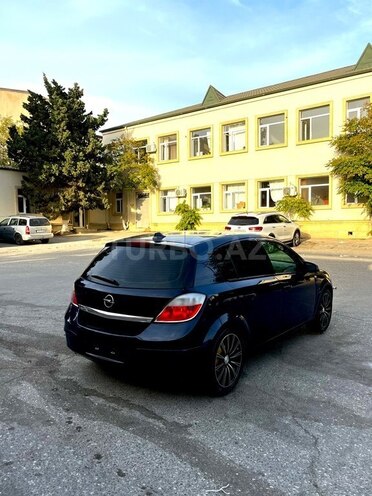 Opel Astra 2006, 326,000 km - 1.4 l - Bakı