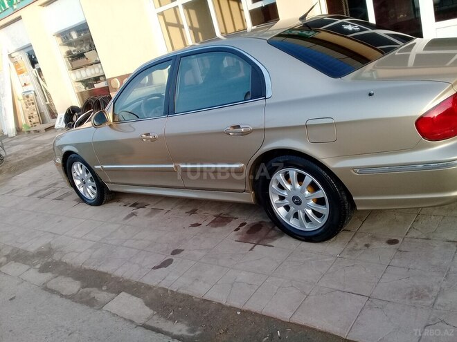 Hyundai Sonata 2004, 189,000 km - 2.7 l - Şirvan