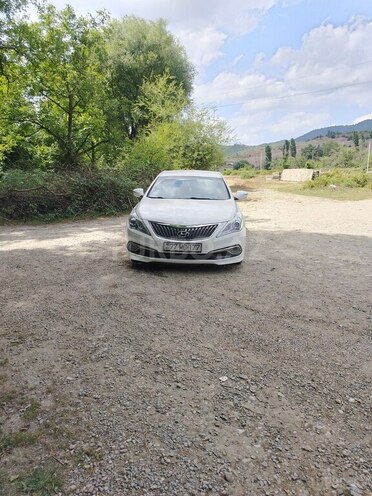 Hyundai Grandeur 2015, 220,000 km - 2.2 l - Bakı