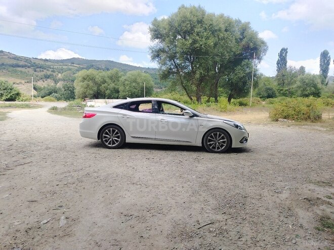 Hyundai Grandeur 2015, 220,000 km - 2.2 l - Bakı