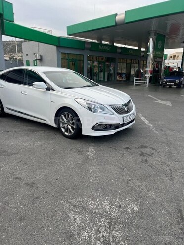 Hyundai Grandeur 2015, 220,000 km - 2.2 l - Bakı