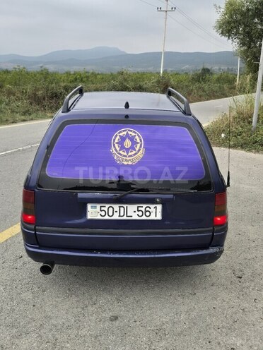 Opel Astra 1996, 250,000 km - 1.8 l - Quba