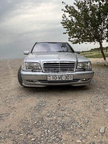 Mercedes C 240 1998, 270,000 km - 2.4 л - Cəlilabad