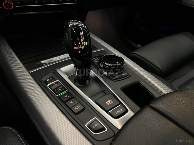 BMW X5 2017, 242,000 km - 2.0 l - Bakı