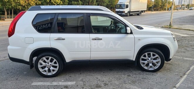 Nissan X-Trail 2014, 187,500 km - 2.5 l - Bakı