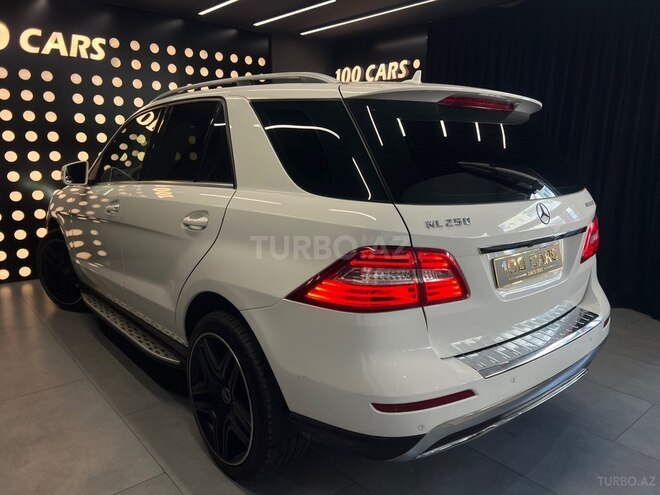Mercedes ML 250 4MATIC 2015, 215,000 km - 2.1 l - Bakı
