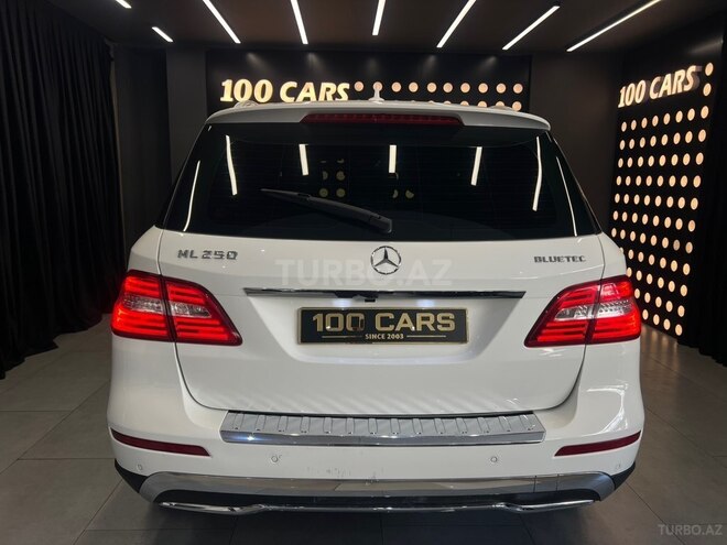 Mercedes ML 250 4MATIC 2015, 215,000 km - 2.1 l - Bakı