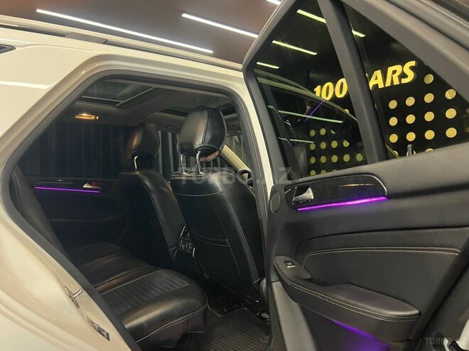Mercedes ML 250 4MATIC 2015, 215,000 km - 2.1 l - Bakı