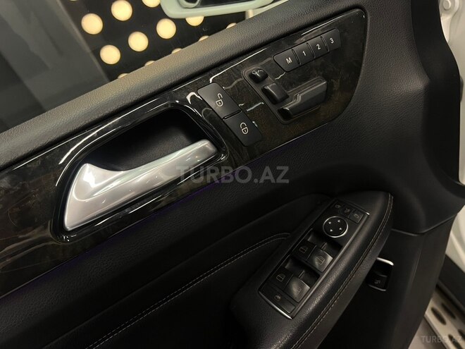 Mercedes ML 250 4MATIC 2015, 215,000 km - 2.1 l - Bakı