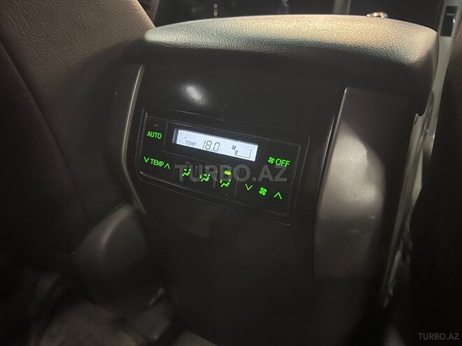 Toyota Land Cruiser Prado 2010, 216,000 km - 2.7 л - Bakı