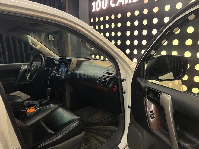 Toyota Land Cruiser Prado 2010, 216,000 km - 2.7 л - Bakı