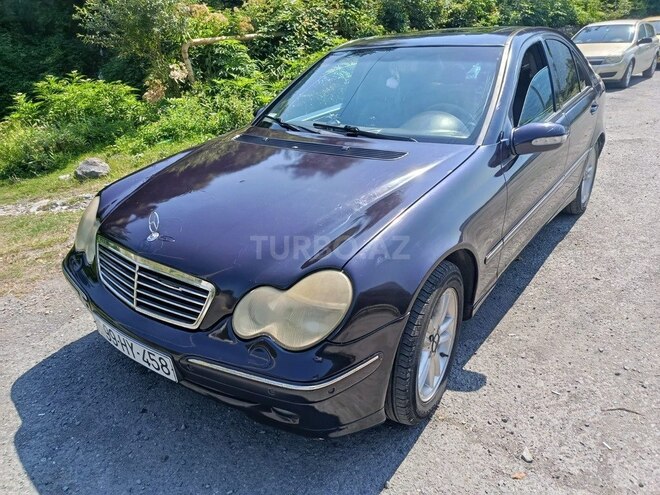 Mercedes C 320 2001, 230,000 km - 3.2 л - Qax
