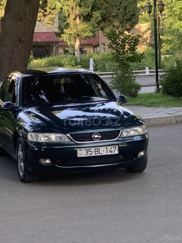 Opel Vectra 2000, 295,600 km - 1.6 l - Qazax