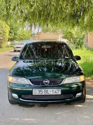 Opel Vectra 2000, 295,600 km - 1.6 l - Qazax