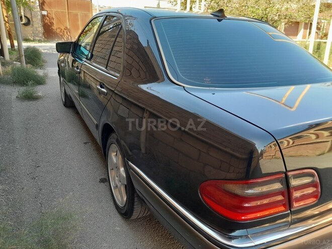 Mercedes E 300 1998, 300,000 km - 3.0 л - Bakı