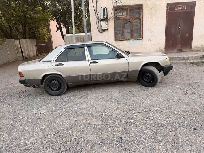 Mercedes 190 1991, 111,111 km - 1.8 l - İmişli