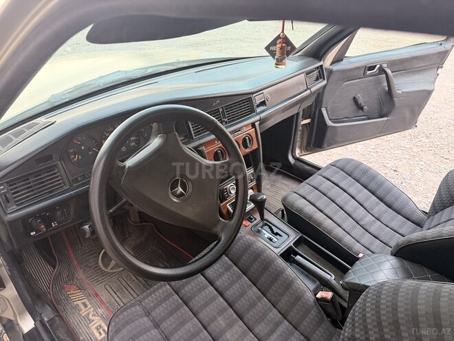 Mercedes 190 1991, 111,111 km - 1.8 l - İmişli