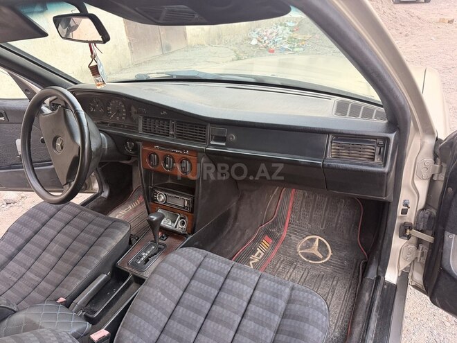 Mercedes 190 1991, 111,111 km - 1.8 l - İmişli