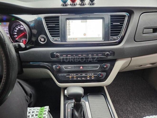 Kia Carnival 2017, 279,000 km - 2.2 l - Bakı