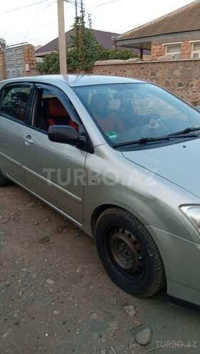 Toyota Corolla 2006, 740,000 km - 1.4 l - Gəncə