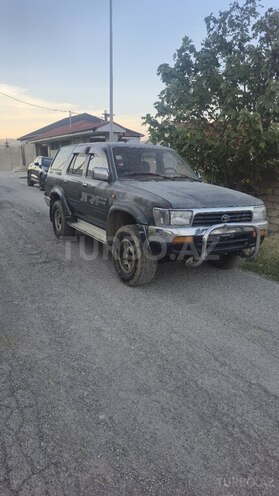 Toyota Hilux Surf 1992, 300,000 km - 2.4 l - Şamaxı