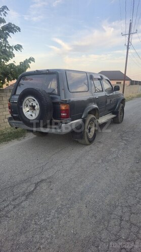 Toyota Hilux Surf 1992, 300,000 km - 2.4 l - Şamaxı