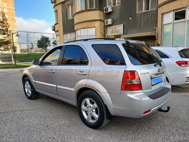 Kia Sorento 2006, 325,000 km - 2.5 l - Bakı