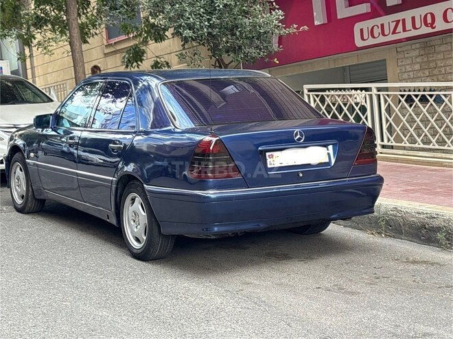 Mercedes C 220 1996, 260,000 km - 2.2 l - Bakı