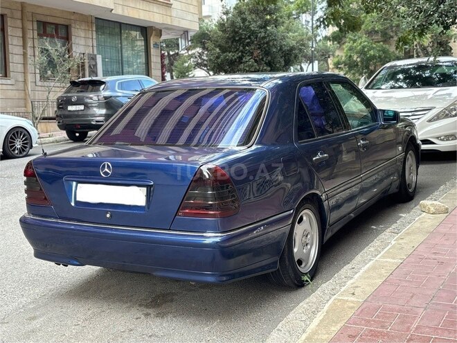 Mercedes C 220 1996, 260,000 km - 2.2 l - Bakı