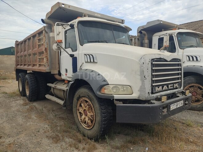 Mack  2009, 368,000 km - 13.0 l - Bakı