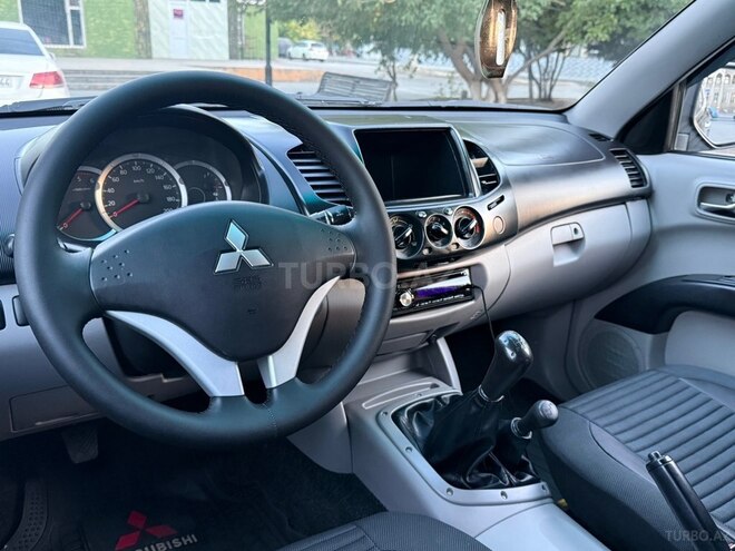Mitsubishi L200 2012, 188,612 km - 2.5 l - Bakı