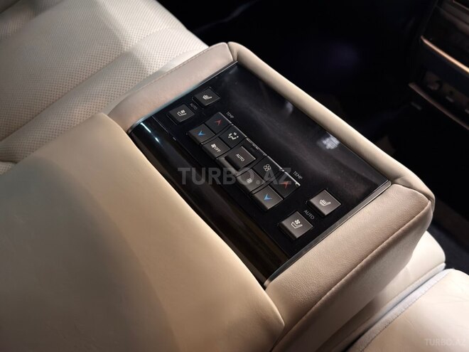 Lexus LX 570 2016, 167,000 km - 5.7 л - Bakı