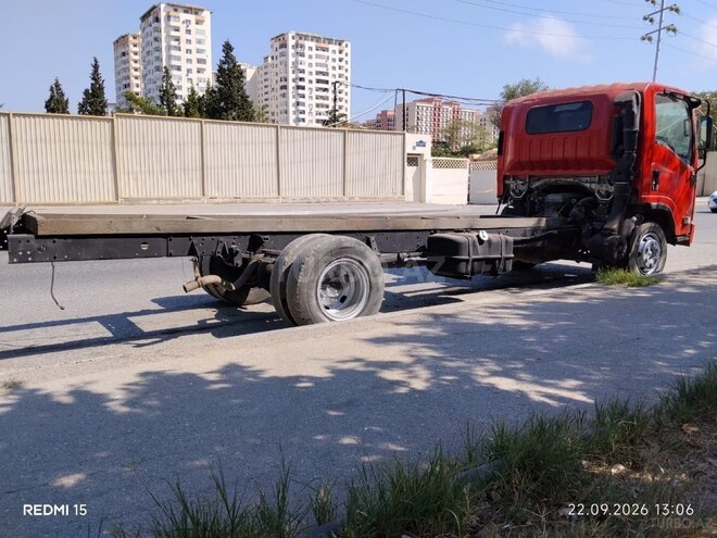 Isuzu NPR 75 L 2013, 162,000 km - 5.2 l - Bakı