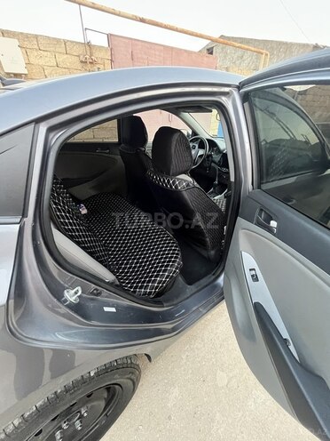 Hyundai Accent 2016, 203,000 km - 1.6 l - Bakı